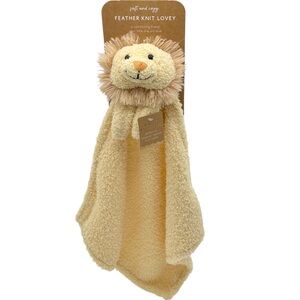 LEVI & EMMIE  Feather Knit Lion Lovey | Baby Security Blanket | Unisex Baby Gift